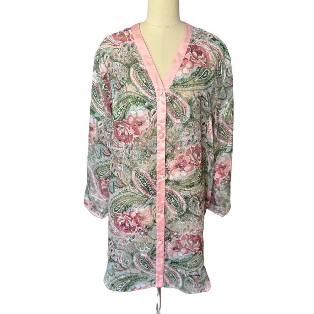 Vintage gold label Victoria’s Secret paisley print nightgown
